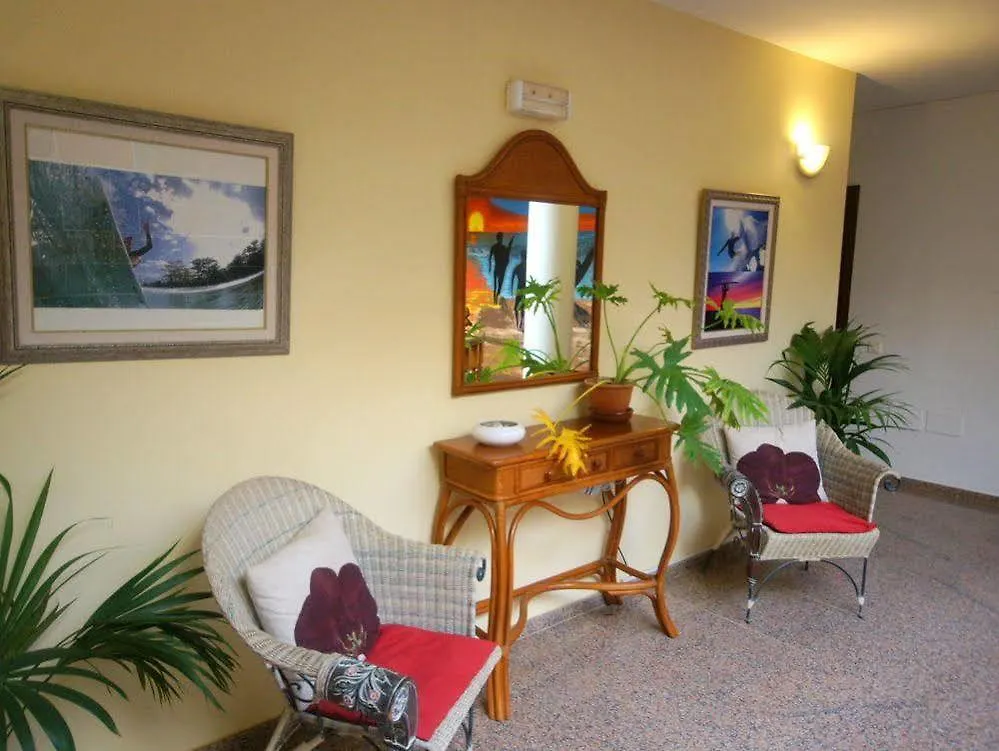 Soul Surfer Hotel El Cotillo  2*, El Cotillo (Fuerteventura)